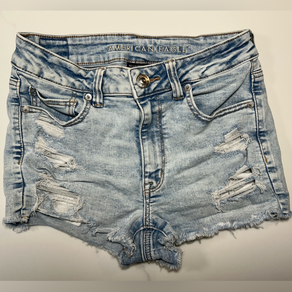 Size 6 American Eagle Next Level Stretch Light Denim Shorts